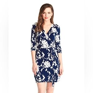 Grapent Blue and white Floral Wrap Dress v neck size 16 [14]